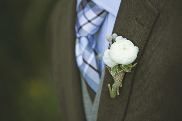 Country Wedding Boutonniere and Plaid Tie