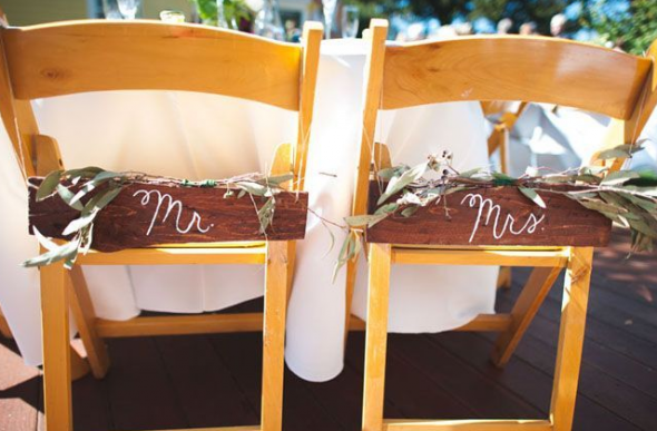 Wood Mr. & Mrs. Chair Signs