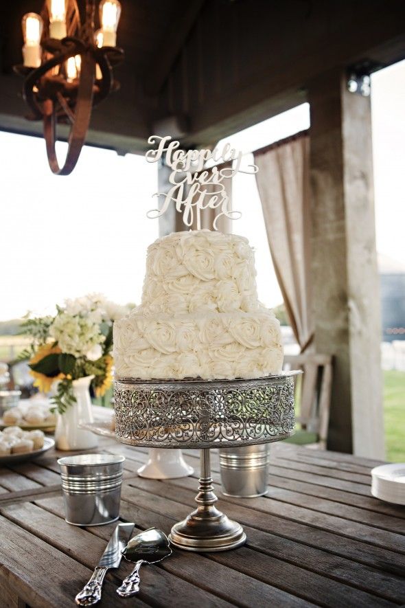 Rustic Style Wedding Cake