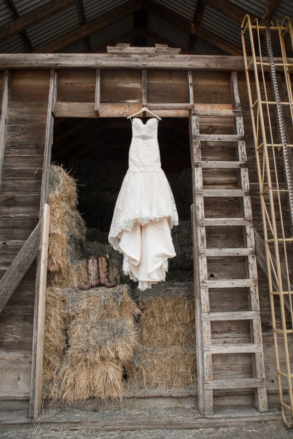 Dress for rustic style wedding