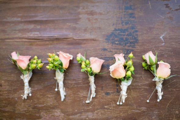 Boutineers for a rustic wedding