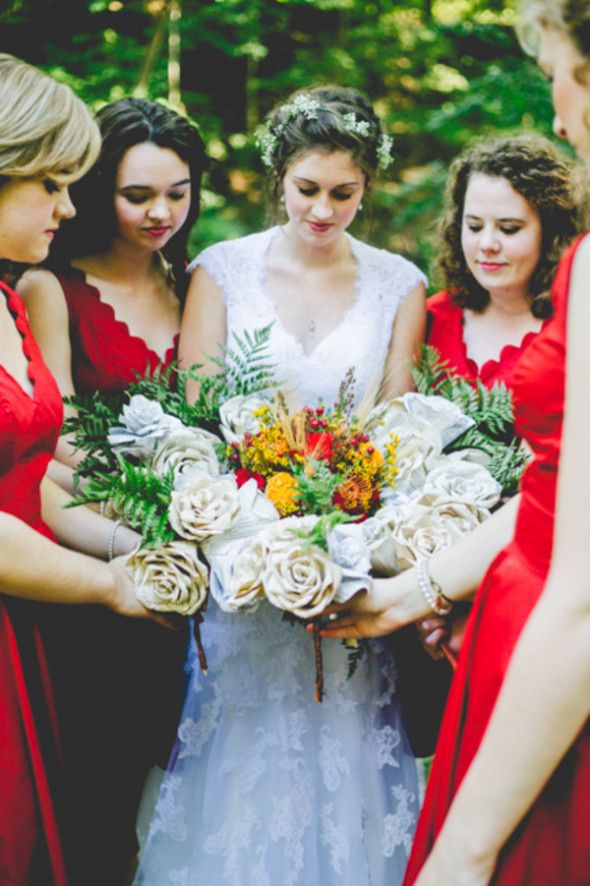An amazing rustic wedding with beautiful details.
