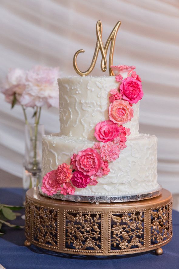White & Pink Wedding Cake