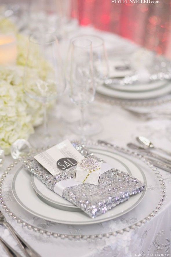 Amazing Sparkling Silver Wedding Ideas