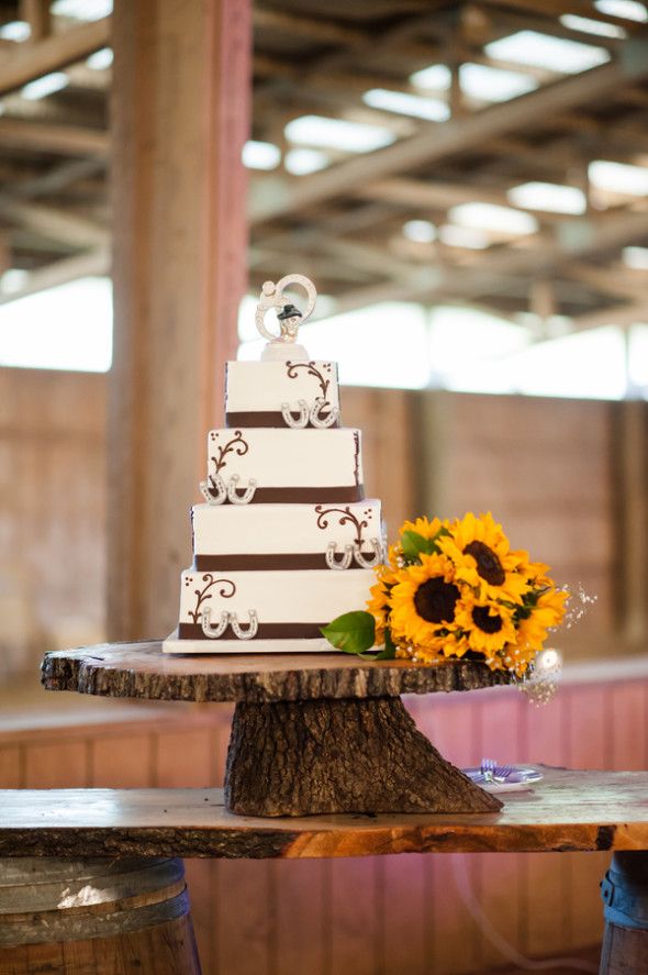 Country Barn Wedding Cake