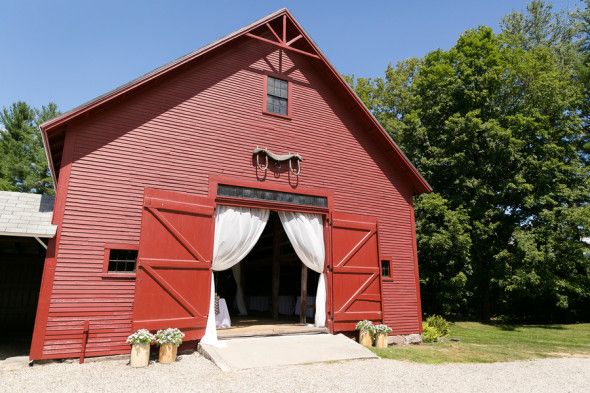 Classic New England Barn Wedding