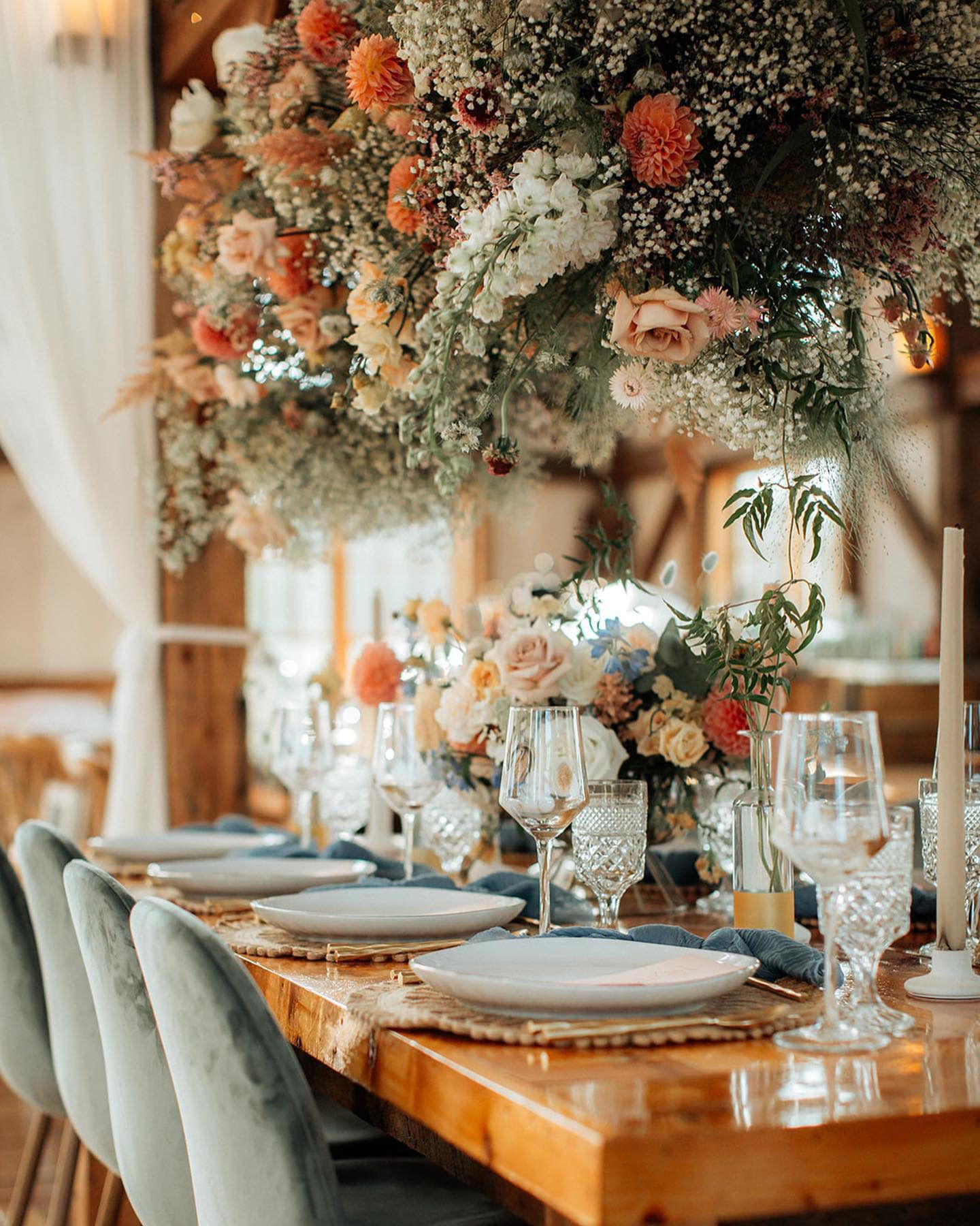 wedding reception floral decor