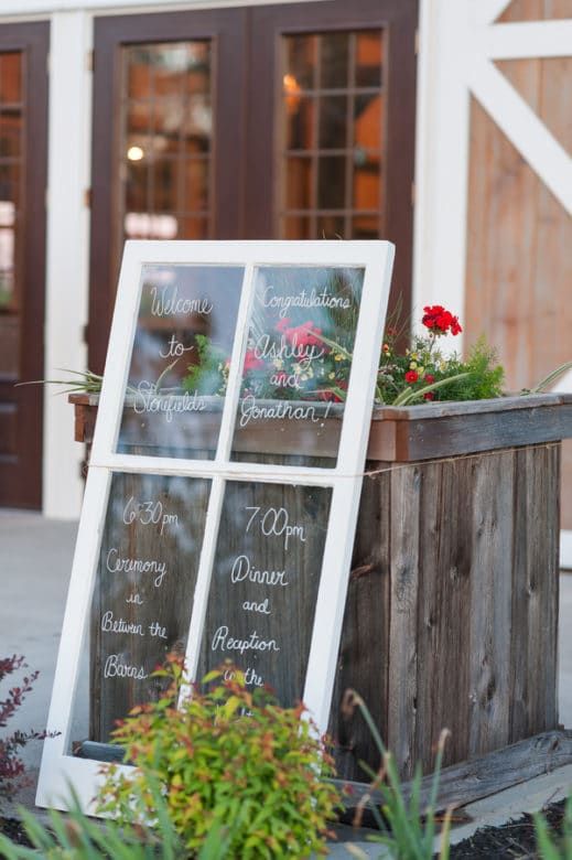 Amazing rustic barn wedding filled with charm