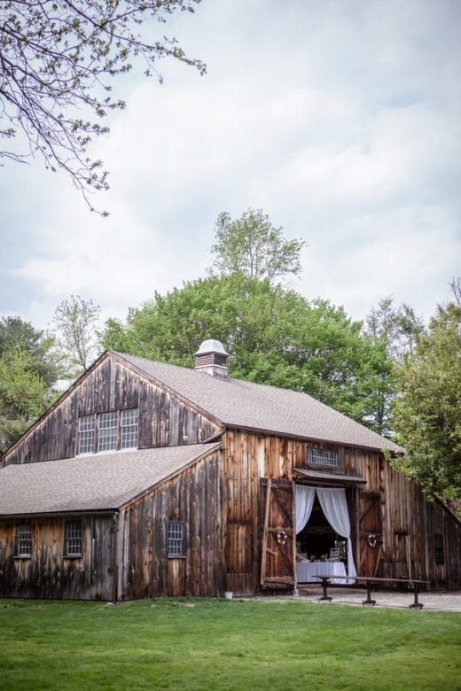 Rustic Barn Wedding 