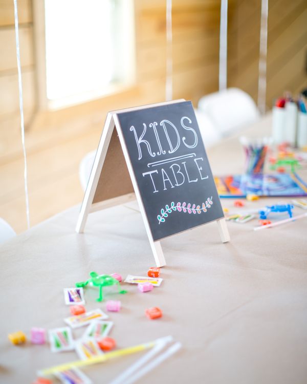 Should You Have a Kids Table at Your Wedding?