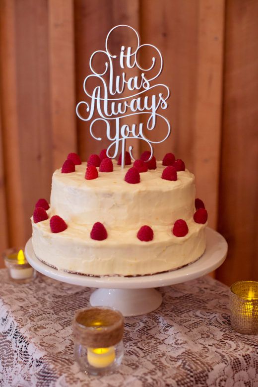 White & Red Wedding Cake