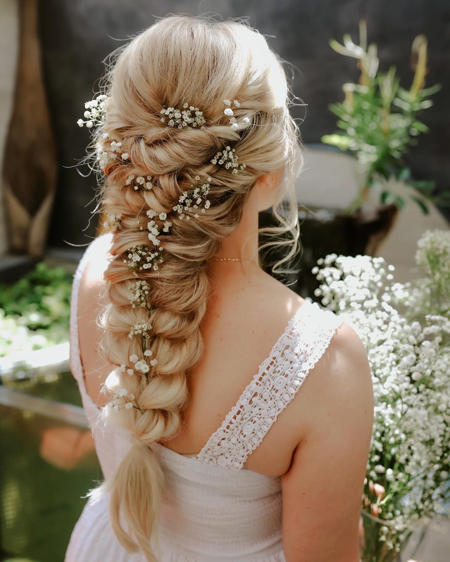 20 Hairstyles For Your Rustic Wedding - Rustic Wedding Chic