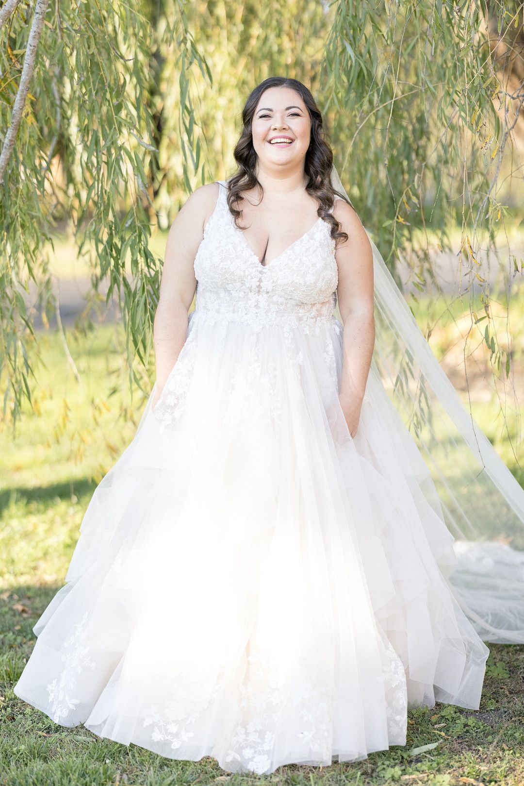bride wearing a-line tulle wedding dress
