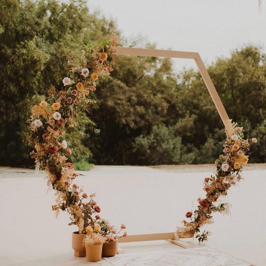 Wedding Altar Ideas For Your Rustic Ceremony | LaptrinhX / News