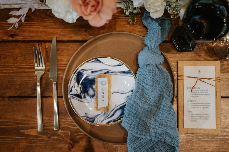 wedding plate and napkin