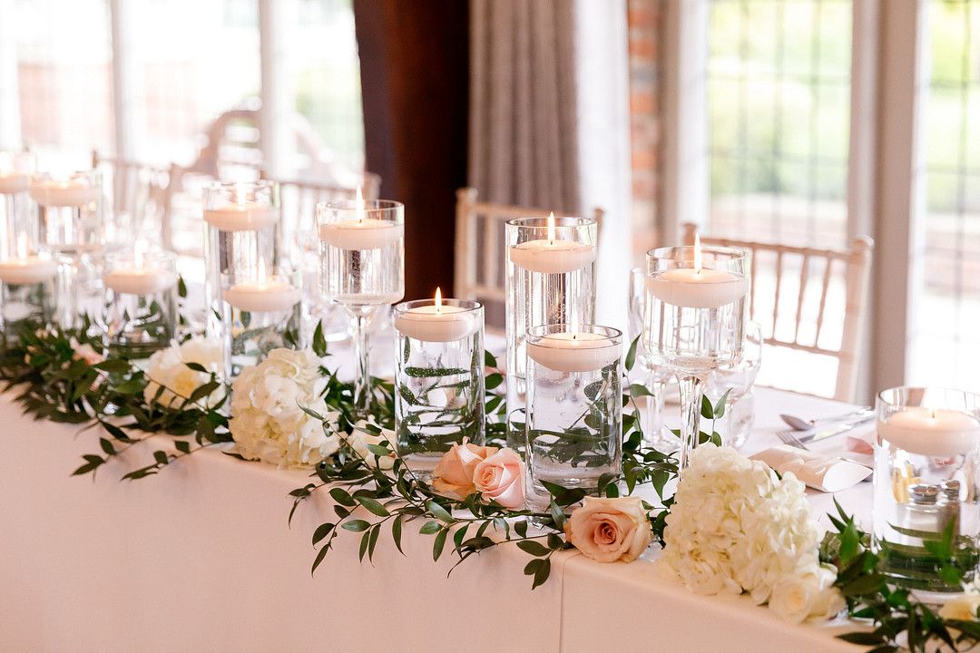 elegant summer wedding tablescape
