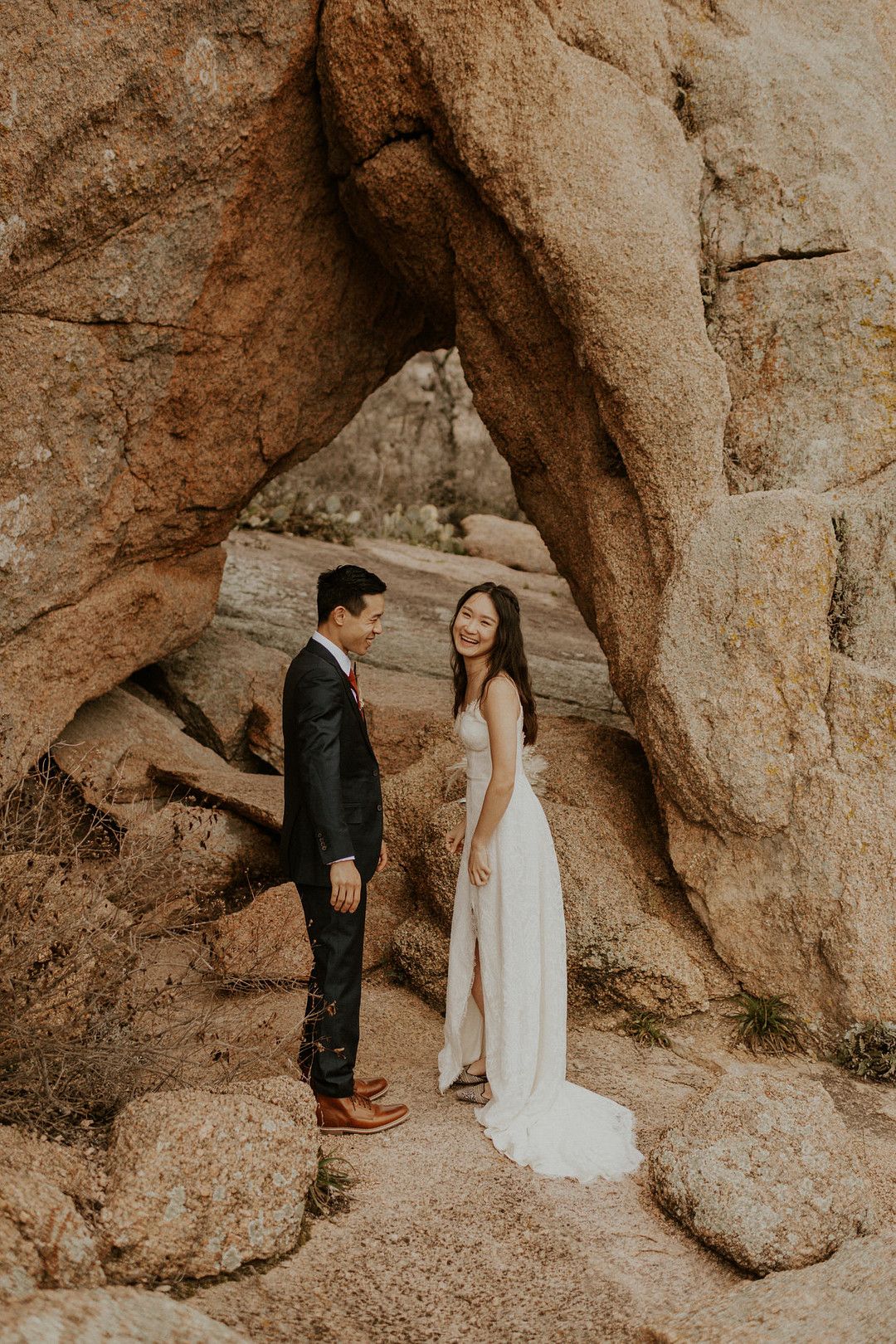 couple at enchanted rock