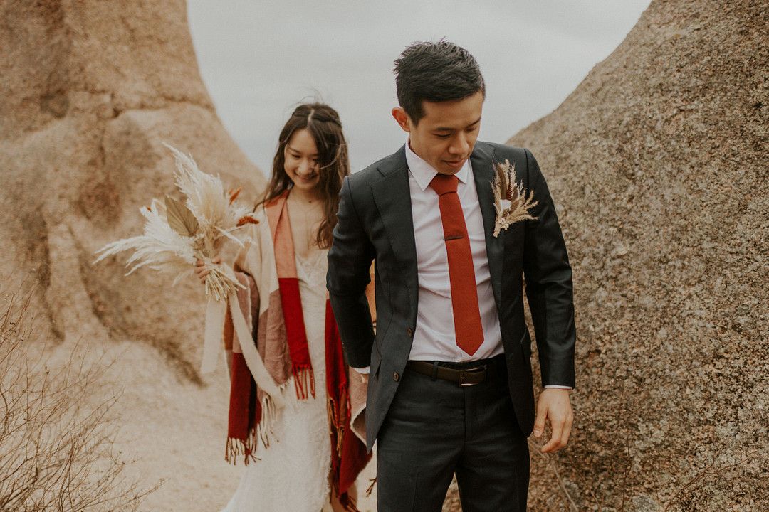bride and groom at enchanted rock