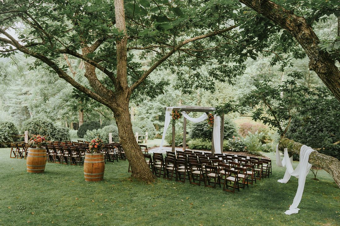 outdoor wedding ceremony in North Carolina