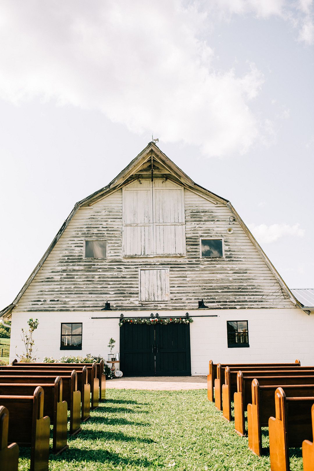 rustic barn wedding